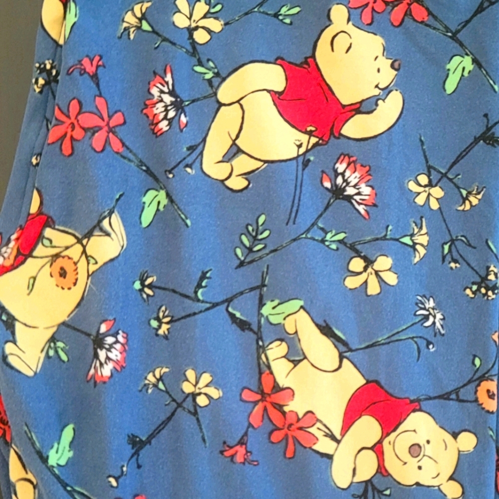 Lularoe One Size Winnie The Pooh Leggings